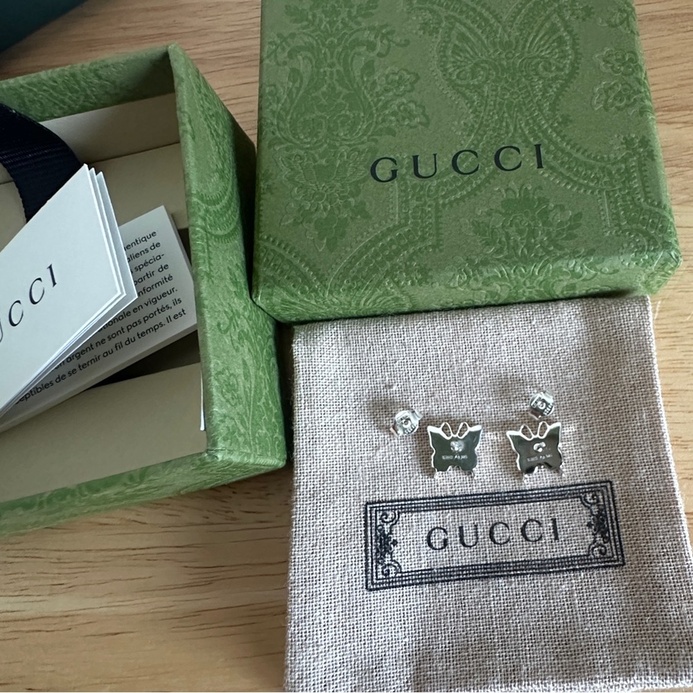 Gucci .925 🦋 Stud Earrings - Picture 2 of 16